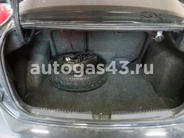 Volkswagen POLO V 1.6   105 л.с фото